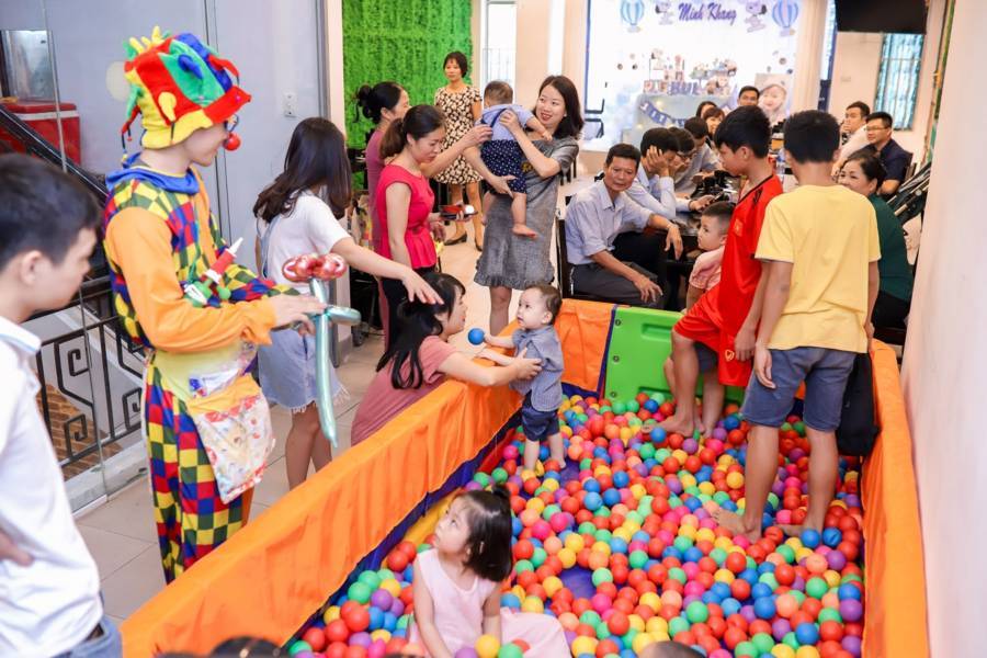 Dịch Vụ Chú Hề Vặn Bóng Tại Nhà Bè. Ảnh 4